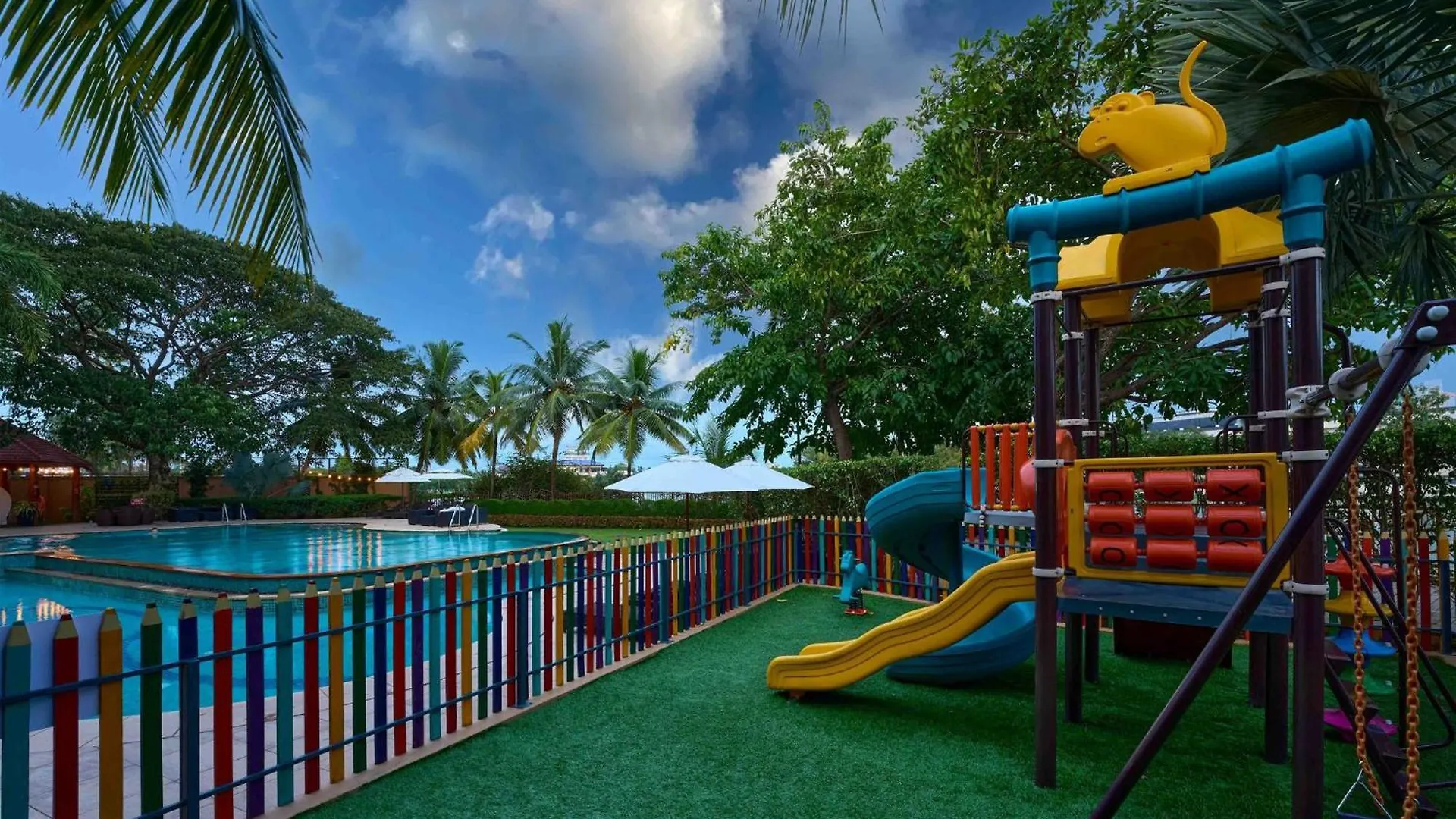 Отель Crowne Plaza Kochi By Ihg Индия