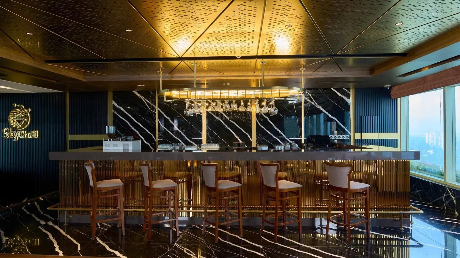 Hotel Crowne Plaza Kochi 5*,