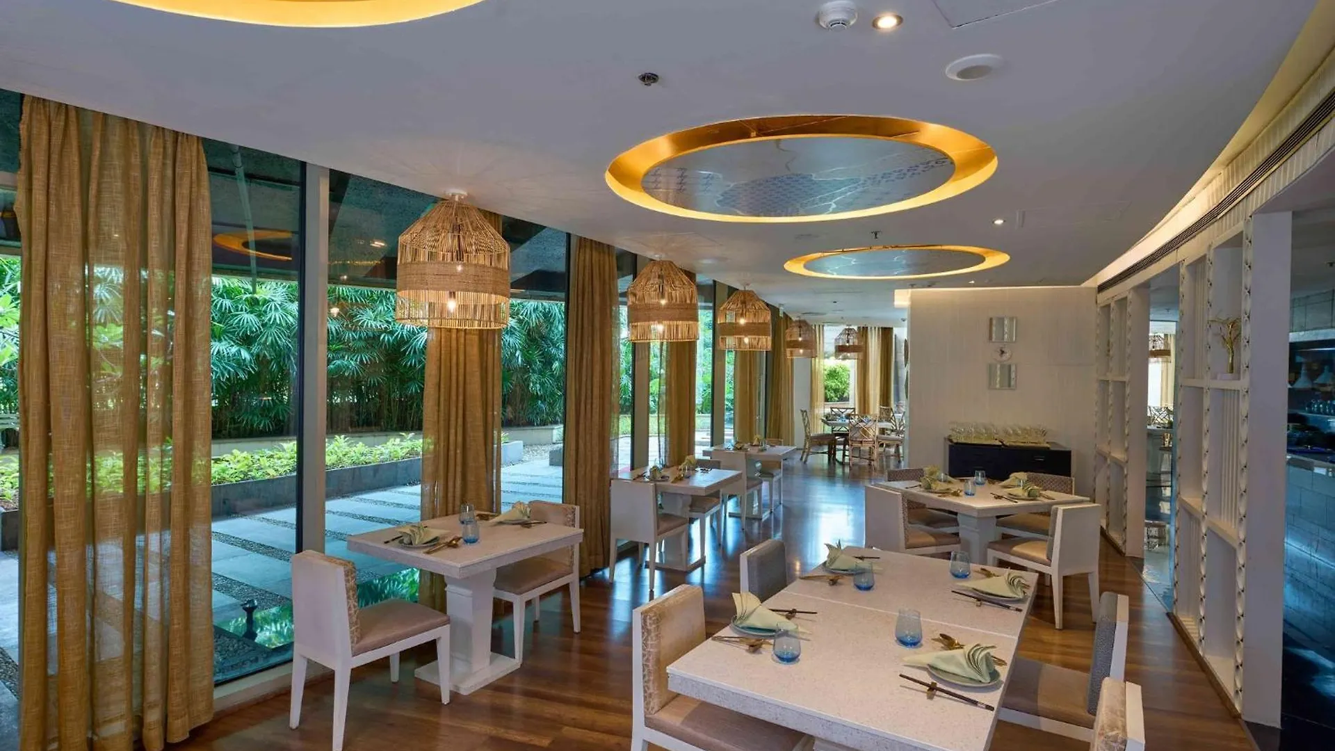 Hotel Crowne Plaza Kochi By Ihg