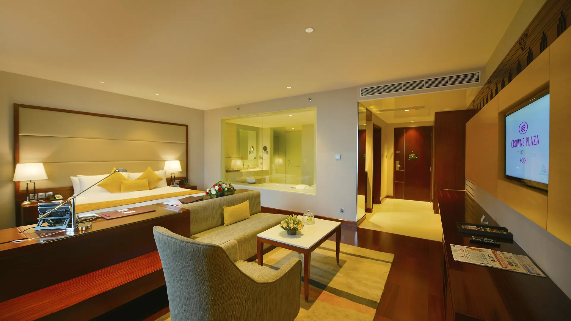 Crowne Plaza Kochi By Ihg Hotel