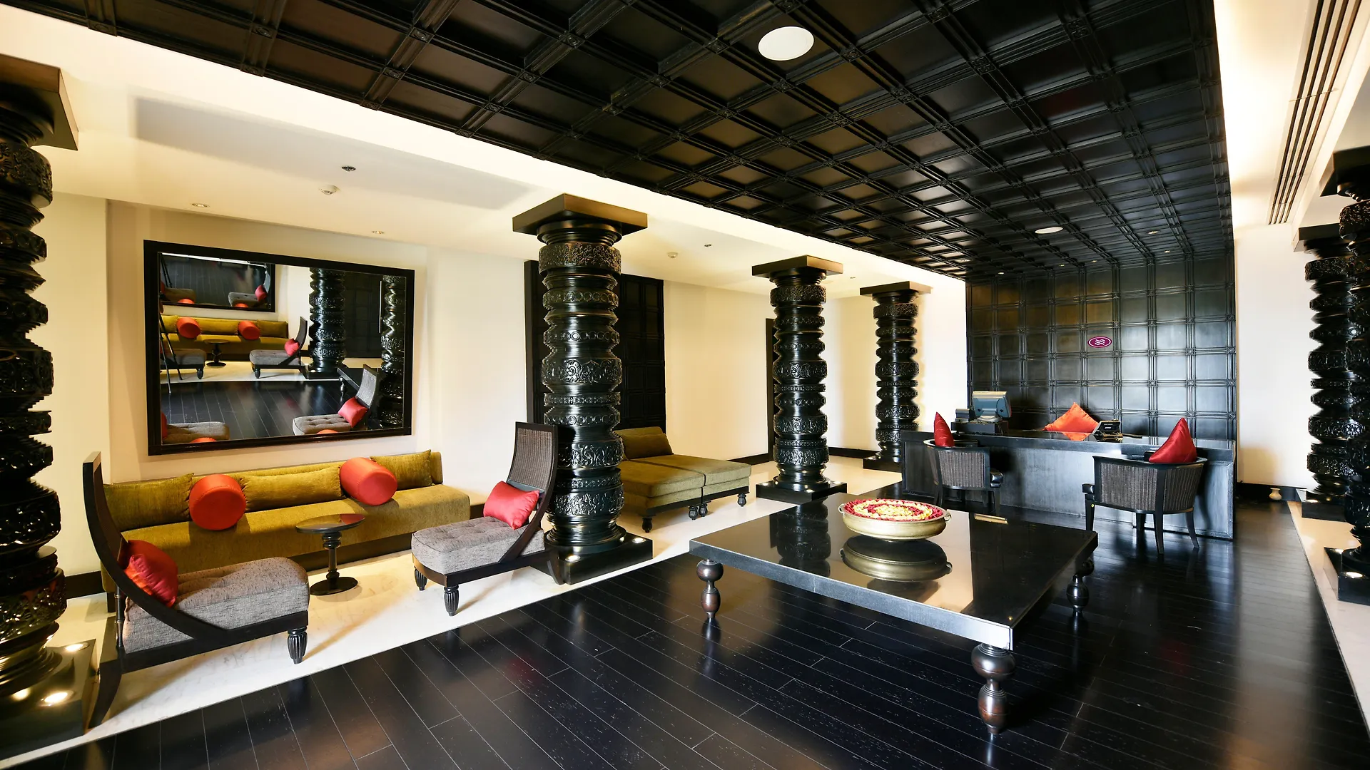 Crowne Plaza Kochi By Ihg Hotel