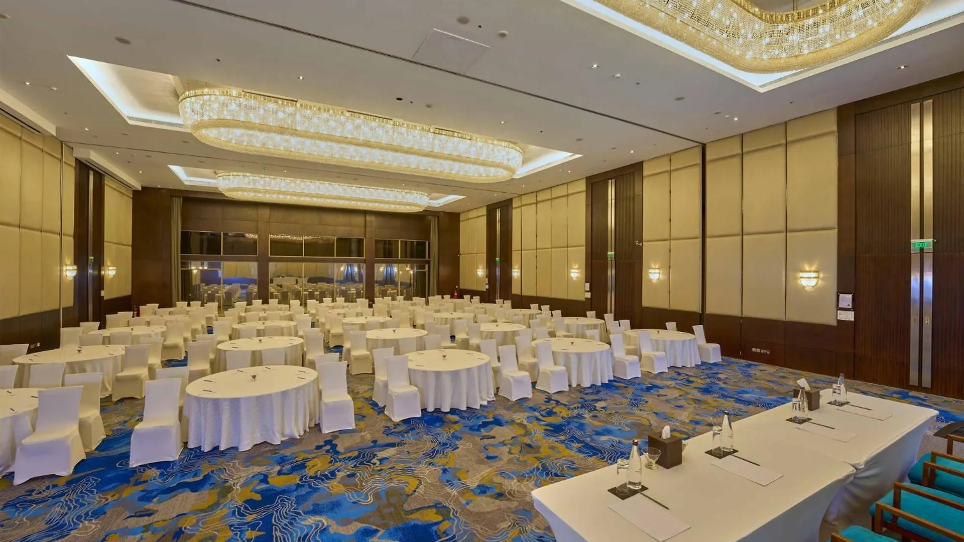 Crowne Plaza Kochi By Ihg Hotel